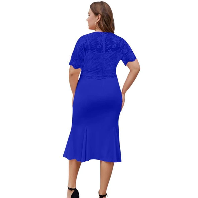 Vestido Midi Plus Size de Festa Mavie