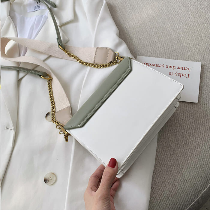 Bolsa Feminina De Ombro Alícia