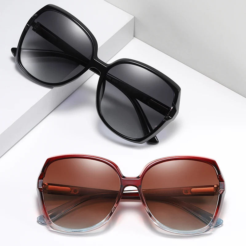 Óculos de Sol Feminino Gradiente Barcur