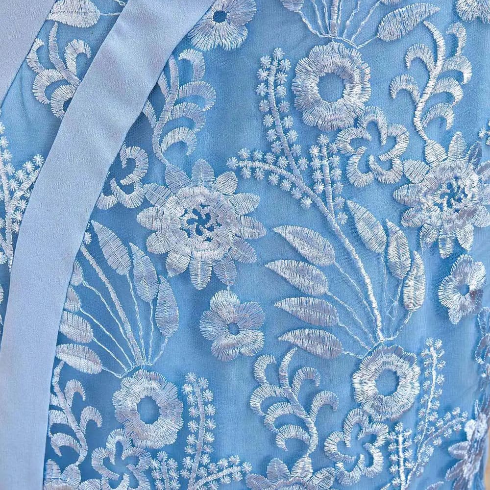 Vestido Midi Plus Size de Festa Rendado Clara